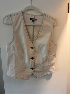 Steve Madden Beige Button Vest size L (with stretch)
